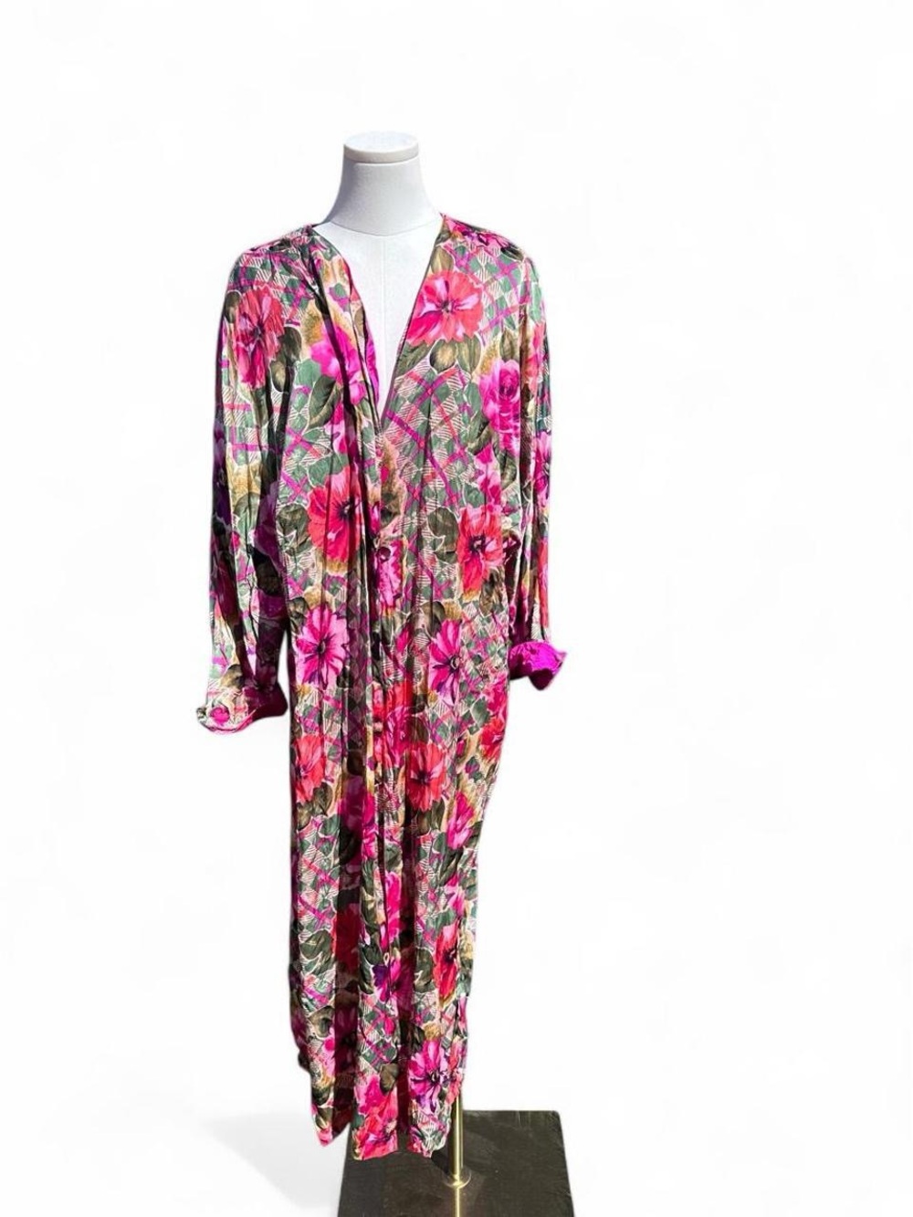 Vintage Gold Label Victoria’s Secret 100% silk floral robe